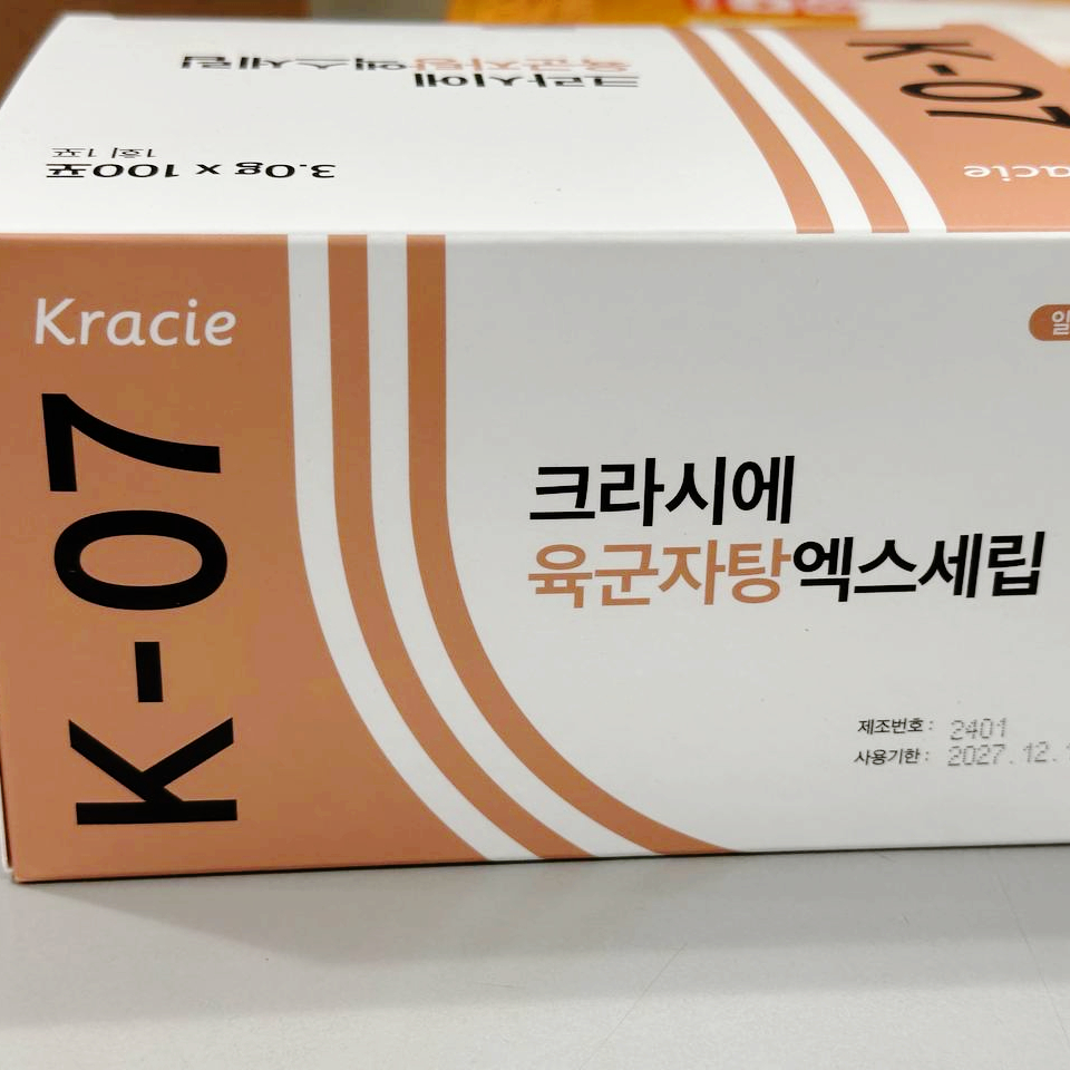 크라시에 K-07 육군자탕엑스세립이라고 적힌 흰색과 갈색 상자